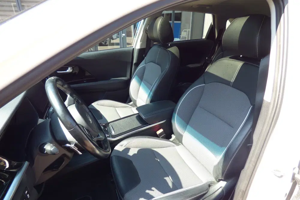 Kia Niro DynamicPlusLine 39 kWh uit 2021, foto 14