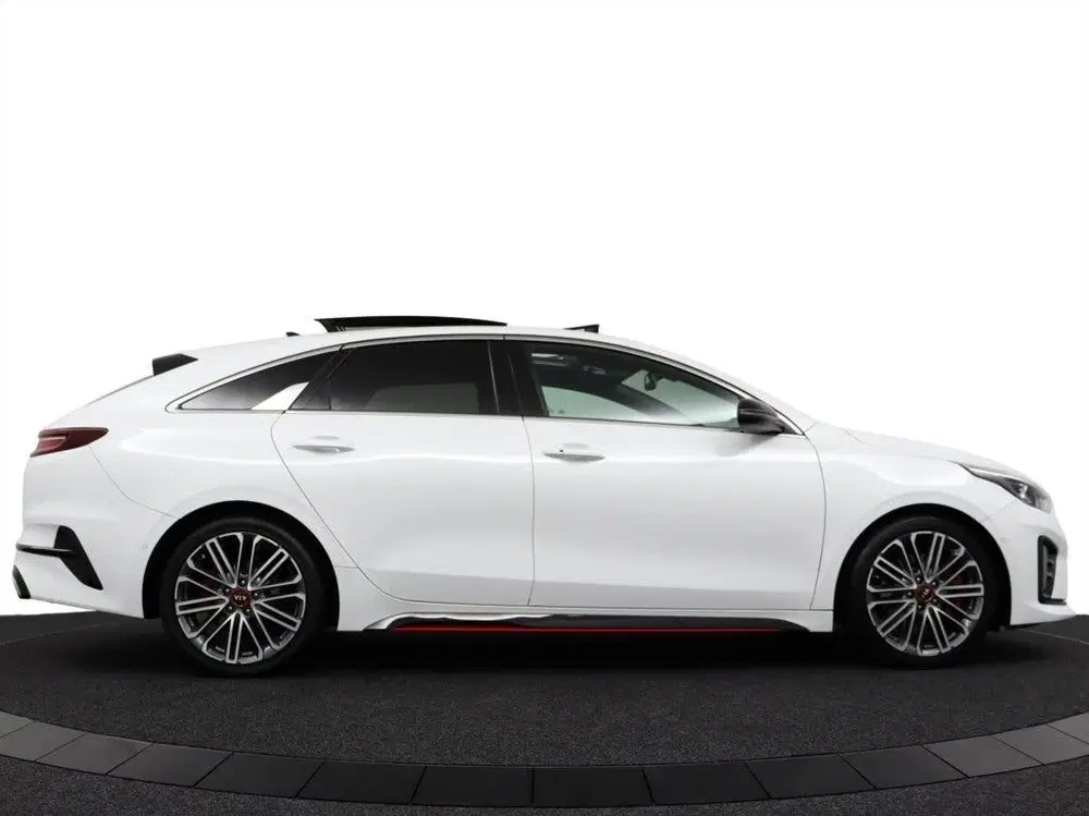 Kia ProCeed 1.6 T-GDI GT DCT7 AUTOMAAT 204PK ECC uit 2019, foto 8