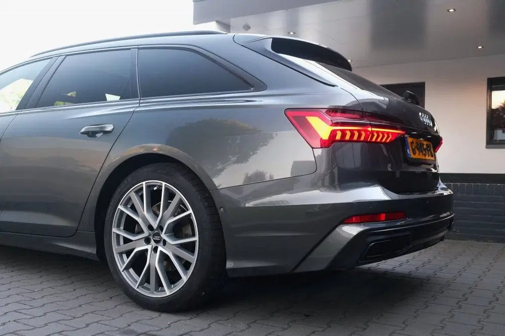 Audi A6 55 TFSI 340pk V6 Quattro Sport S-line uit 2019, foto 10