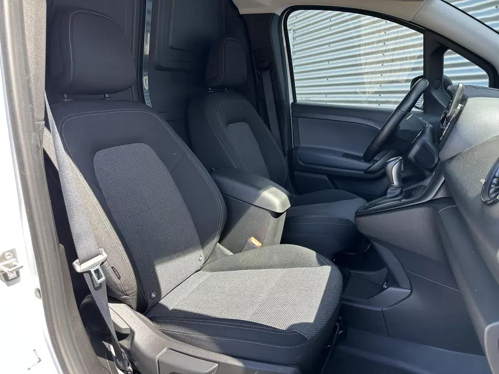 Mercedes-Benz Citan Pro Edition Navigatie uit 2025, foto 4