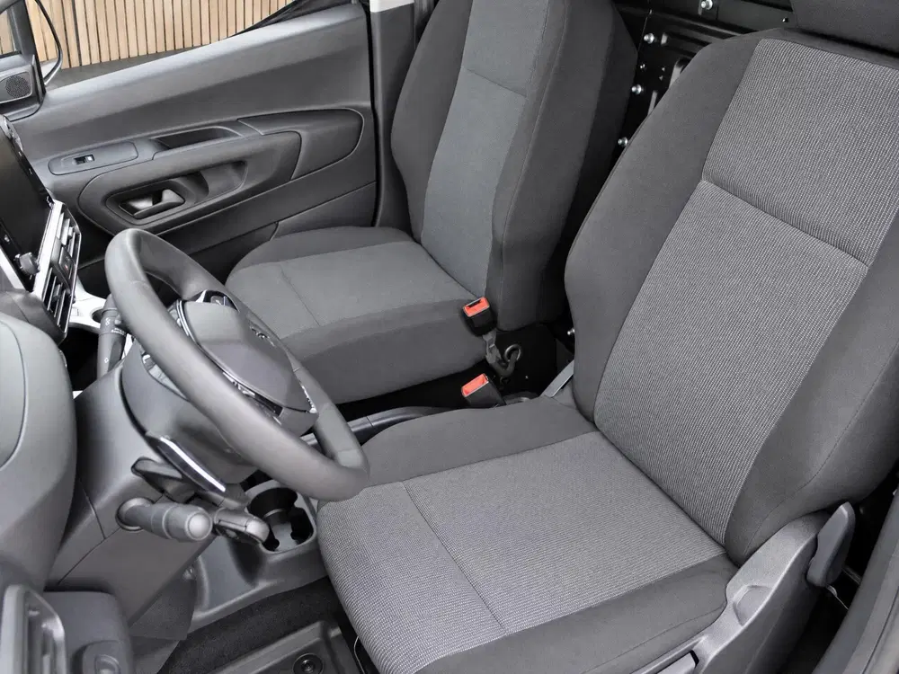 Peugeot Partner 1.5 BlueHDi 130 EAT8 S&S L1 uit 2023, foto 14