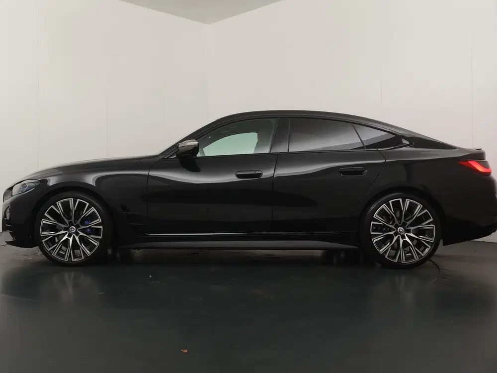 BMW 4-serie 4-serie Gran Coupé M440i xDrive uit 2022, foto 12