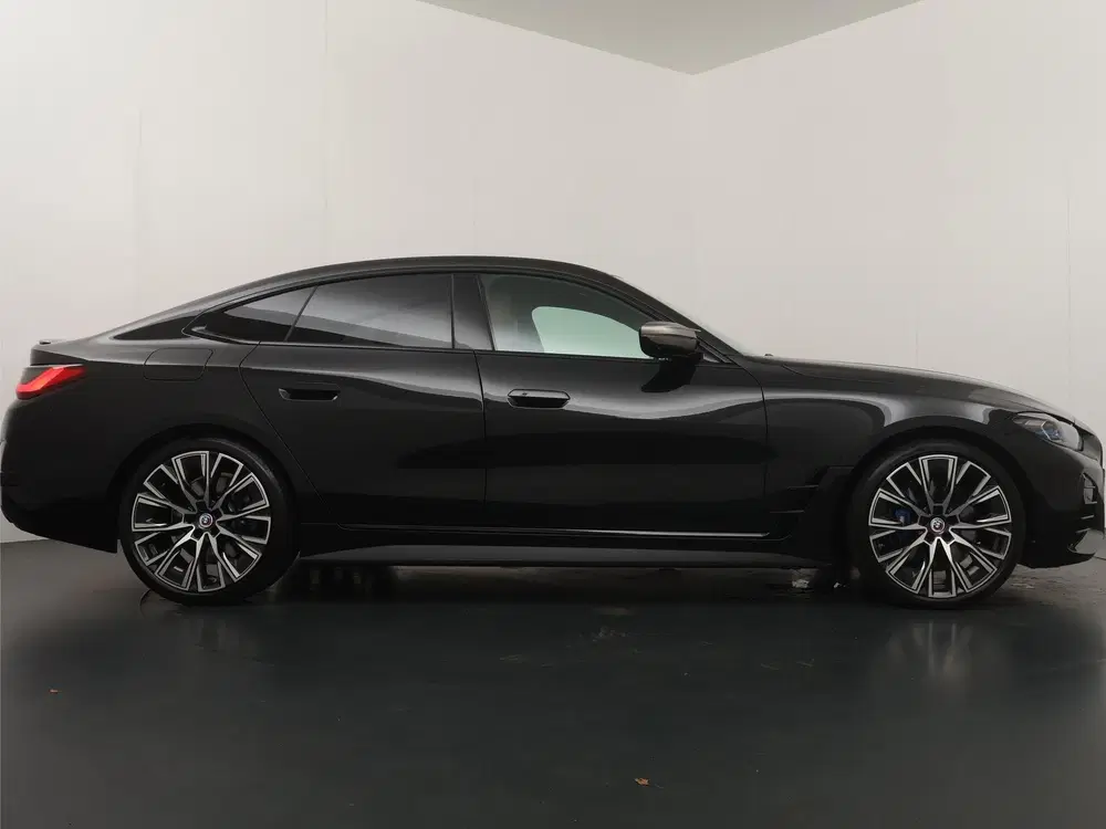 BMW 4-serie 4-serie Gran Coupé M440i xDrive uit 2022, foto 8
