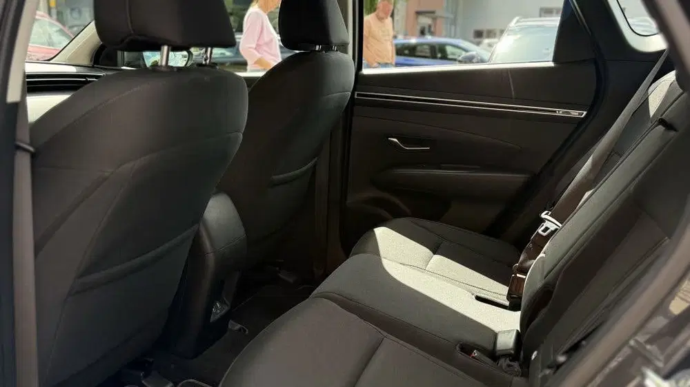 Hyundai TUCSON 1.6 T-GDI PHEV Comfort uit 2022, foto 15