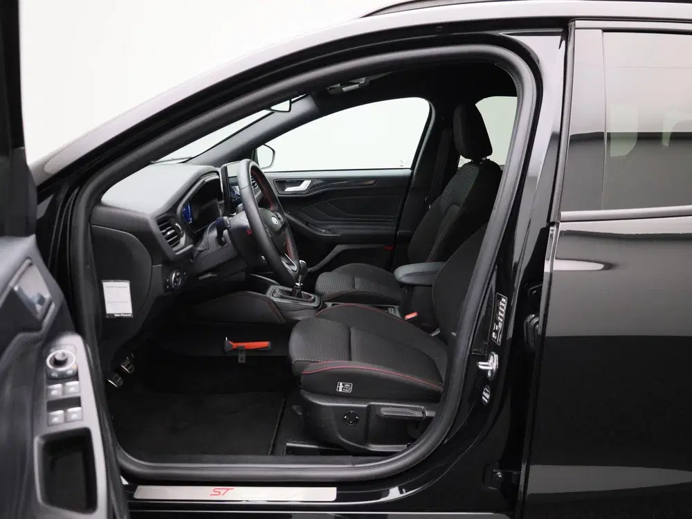 Ford Focus 1.0 EcoBoost ST Line X Business uit 2022, foto 9