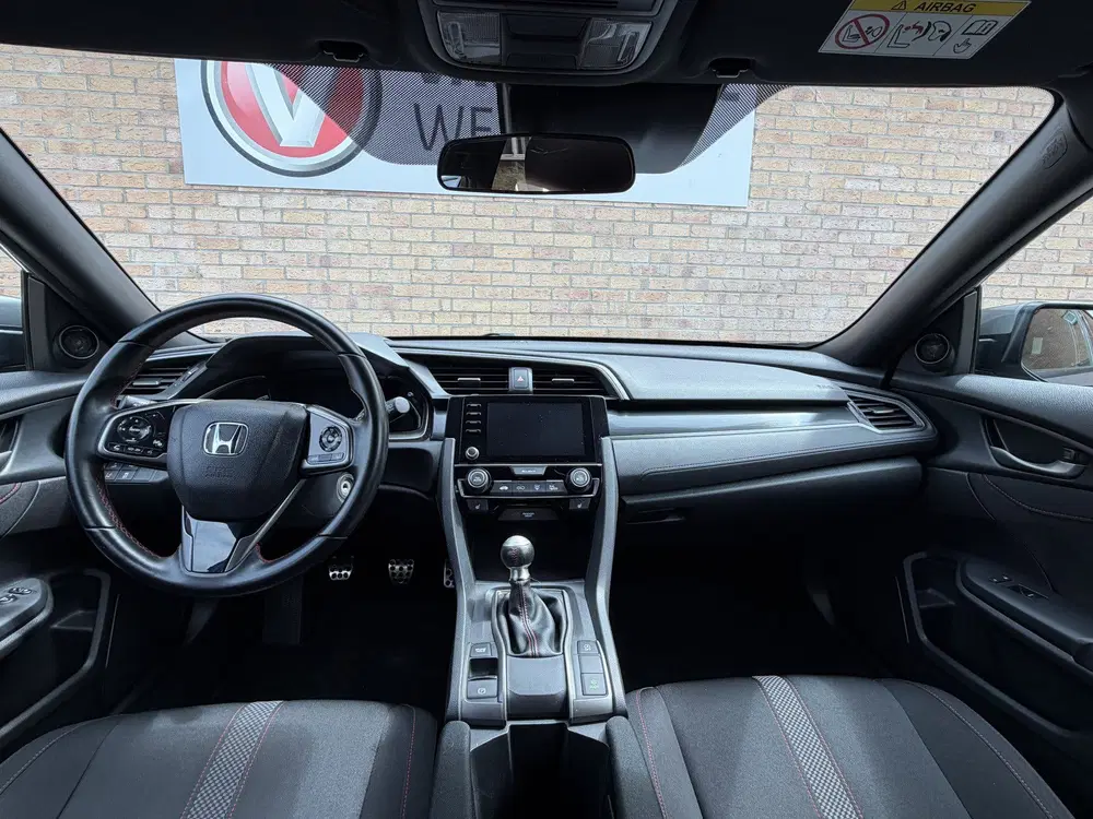 Honda Civic 1.0 i-VTEC uit 2020, foto 10