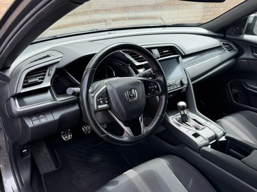 Honda Civic 1.0 i-VTEC uit 2020, foto 9