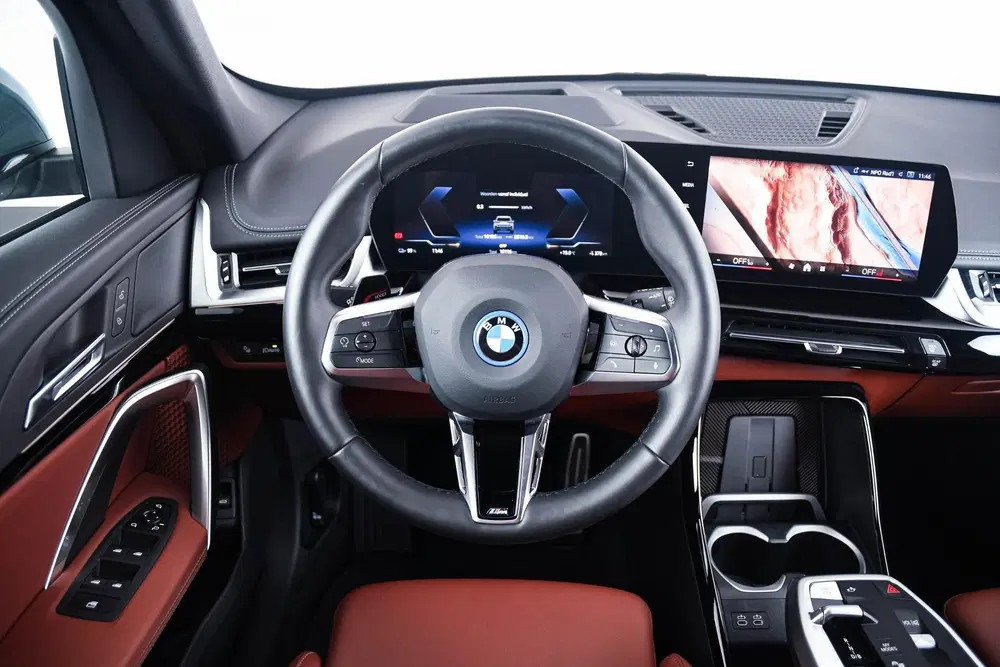 BMW iX1 eDrive20 67 kWh M Sport Edition Driving As uit 2025, foto 15