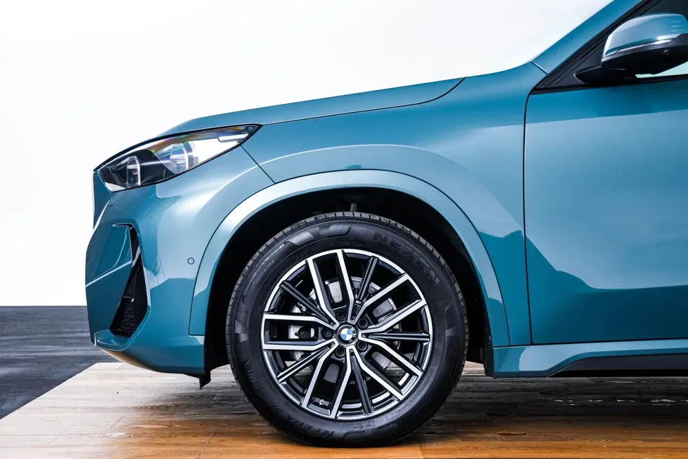 BMW iX1 eDrive20 67 kWh M Sport Edition Driving As uit 2025, foto 9