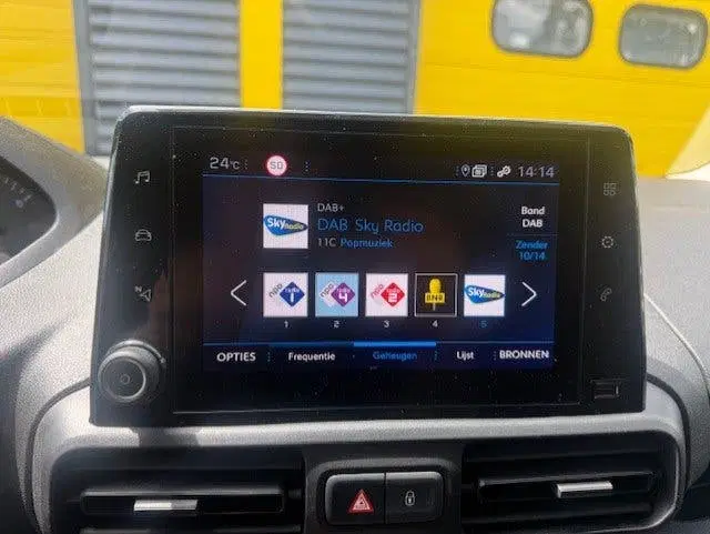 Peugeot Partner 1.2 Airco uit 2021, foto 12