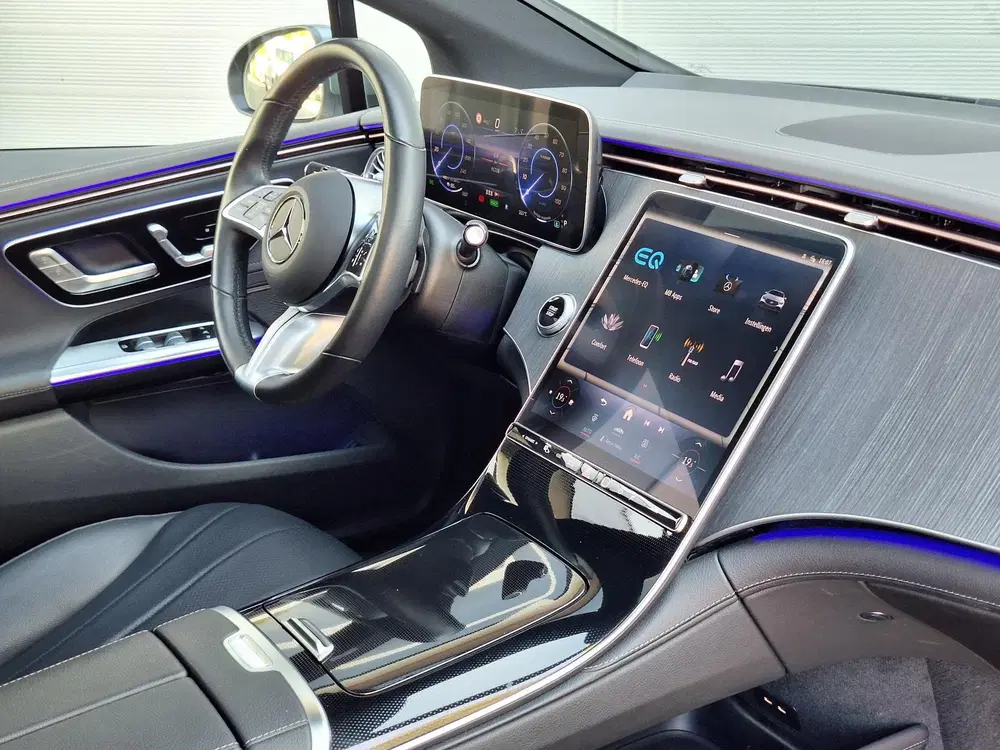 Mercedes-Benz EQE 300 Luxury Line uit 2024, foto 10