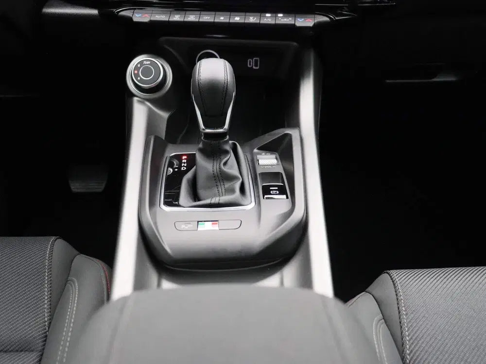 Alfa Romeo Tonale 1.5T Hybrid Sprint uit 2023, foto 10