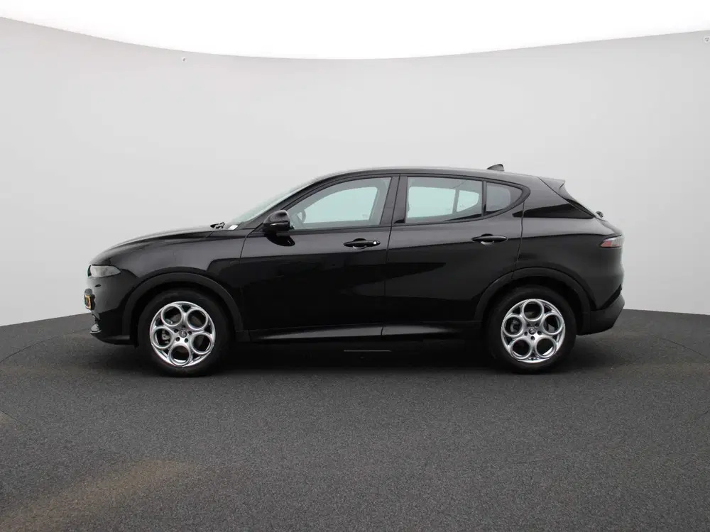 Alfa Romeo Tonale 1.5T Hybrid Sprint uit 2023, foto 13