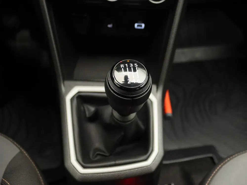 Dacia Jogger TCe 110 Extreme 7p. uit 2024, foto 11