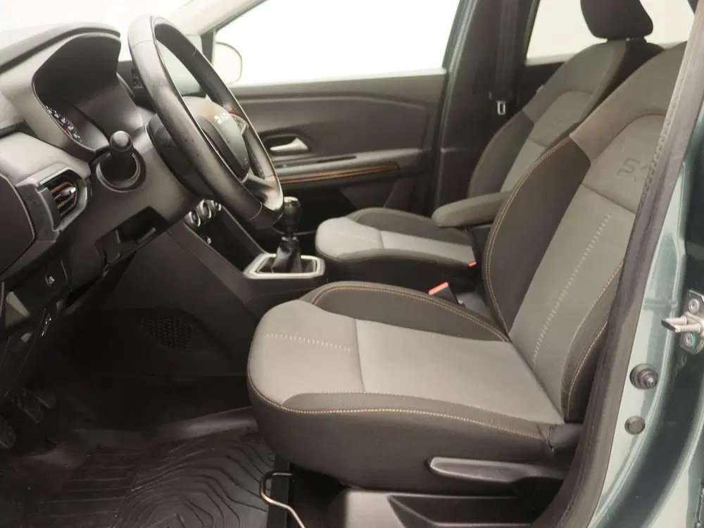 Dacia Jogger TCe 110 Extreme 7p. uit 2024, foto 12