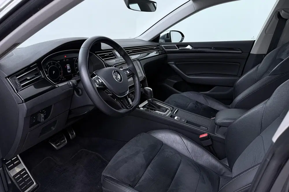 Volkswagen Arteon 1.5 TSI Elegance Business uit 2019, foto 3