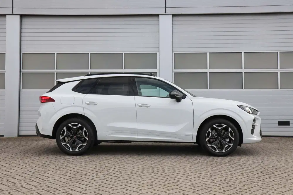 Cupra Terramar 1.5 TSI 204pk e-Hybrid uit 2026, foto 3