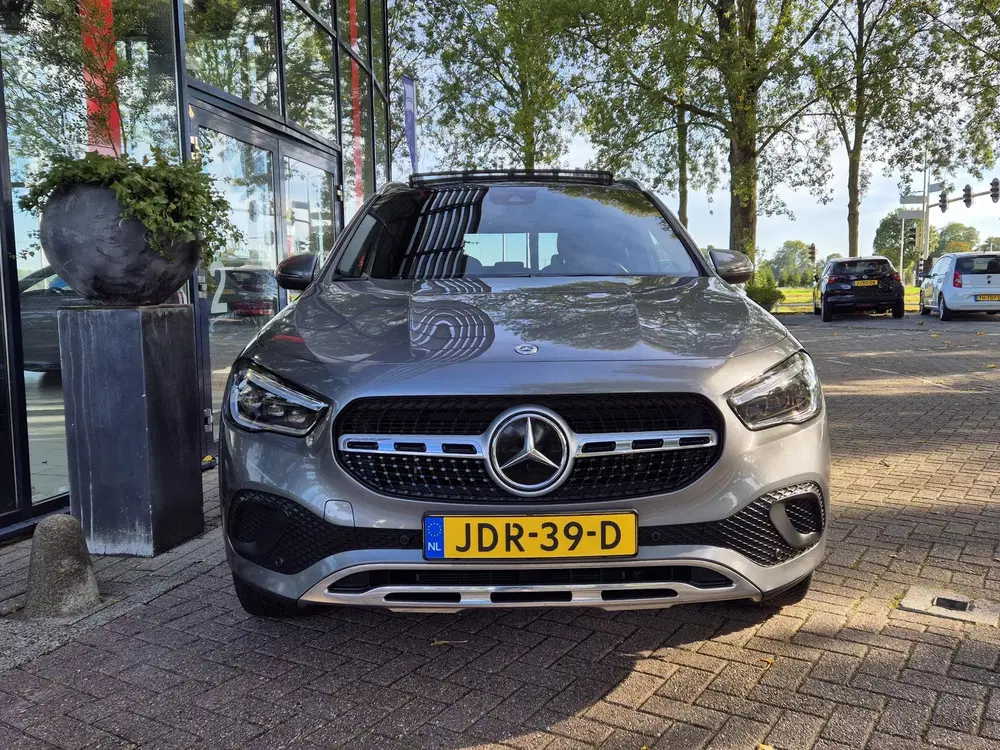 Mercedes-Benz GLA AUTOMAAT uit 2023, foto 9