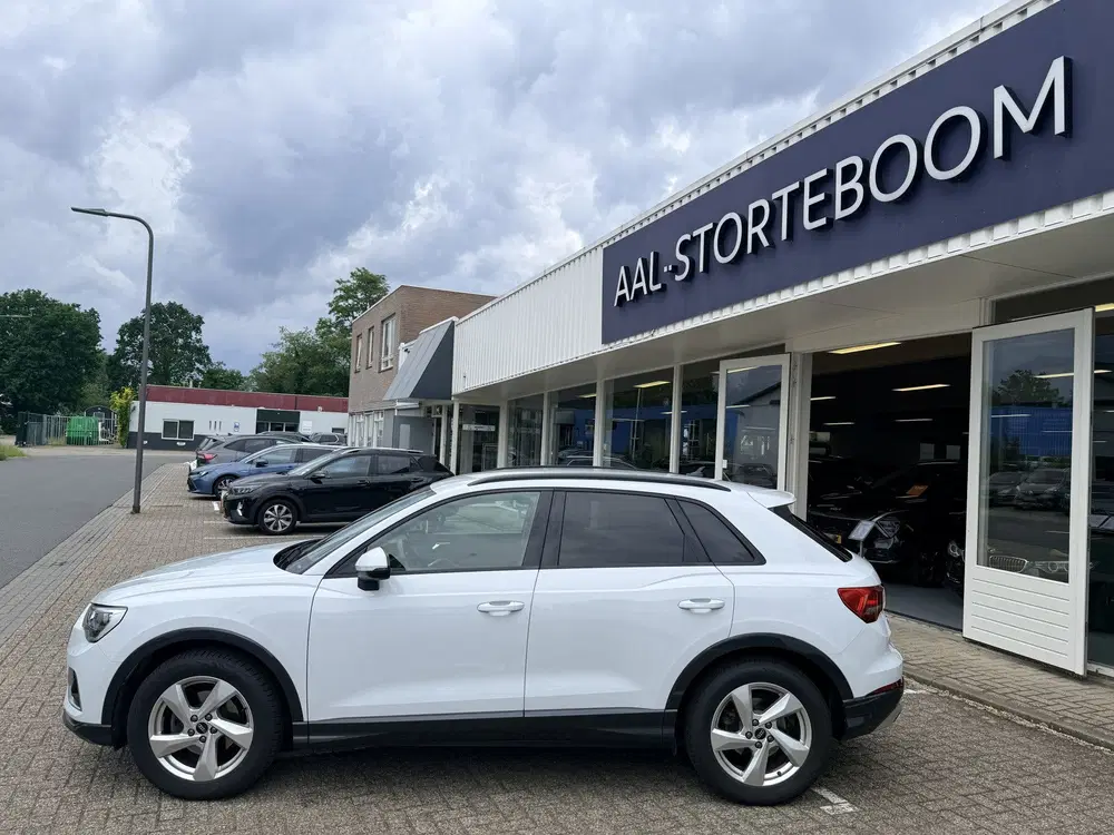 Audi Q3 35 TFSI Advanced edition uit 2022, foto 12