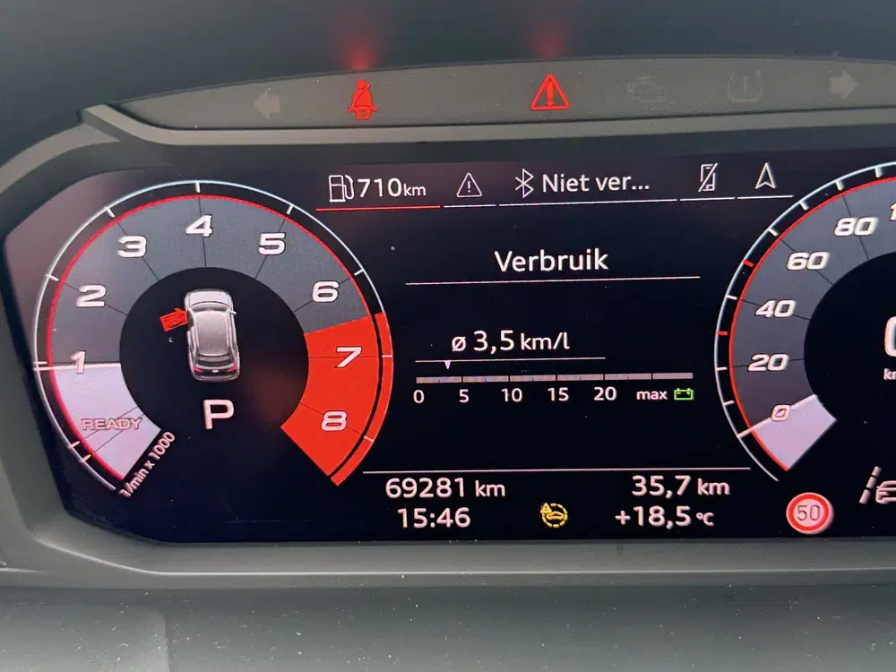 Audi Q3 35 TFSI Advanced edition uit 2022, foto 6