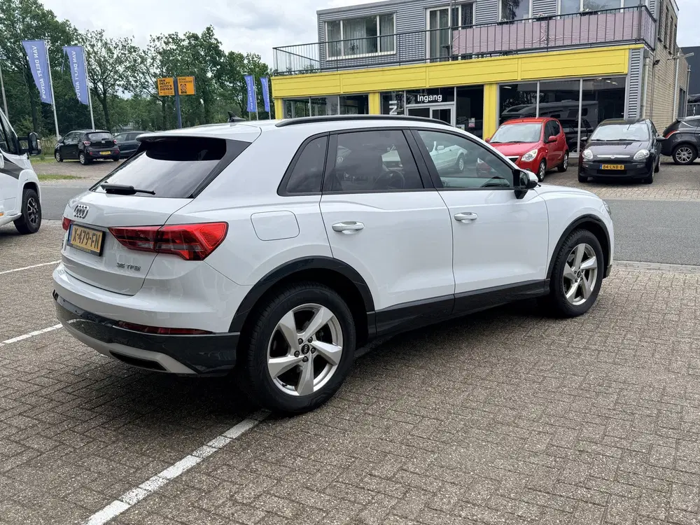 Audi Q3 35 TFSI Advanced edition uit 2022, foto 9