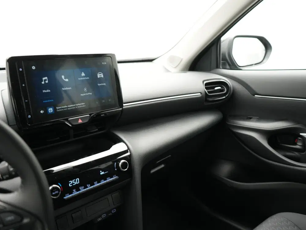 Toyota Yaris Cross 1.5 Hybrid 115 Active (bj 2025) uit 2025, foto 15