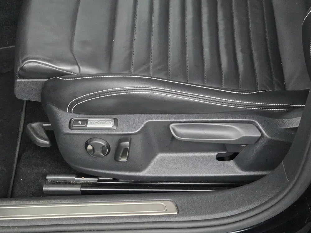 Volkswagen Passat 1.4 TSI PHEV GTE Business uit 2023, foto 8