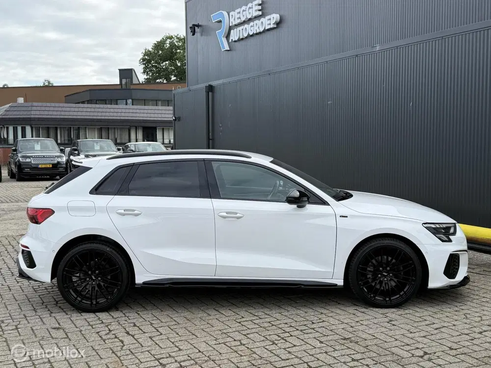 Audi A3 30 TFSI S-Line MAXTON uit 2021, foto 11