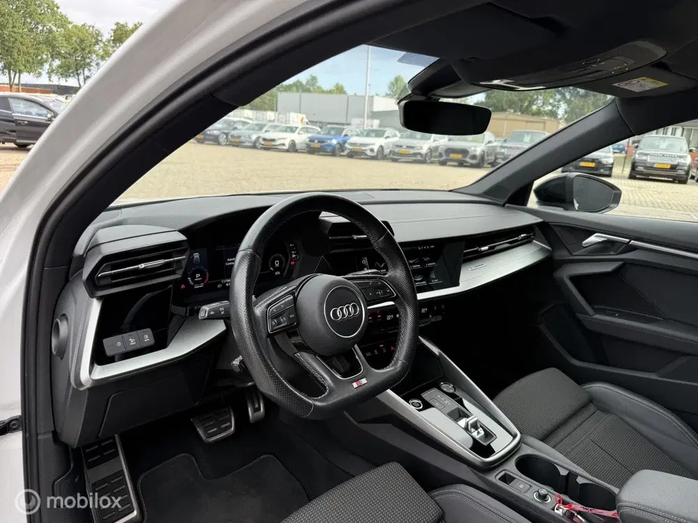 Audi A3 30 TFSI S-Line MAXTON uit 2021, foto 13