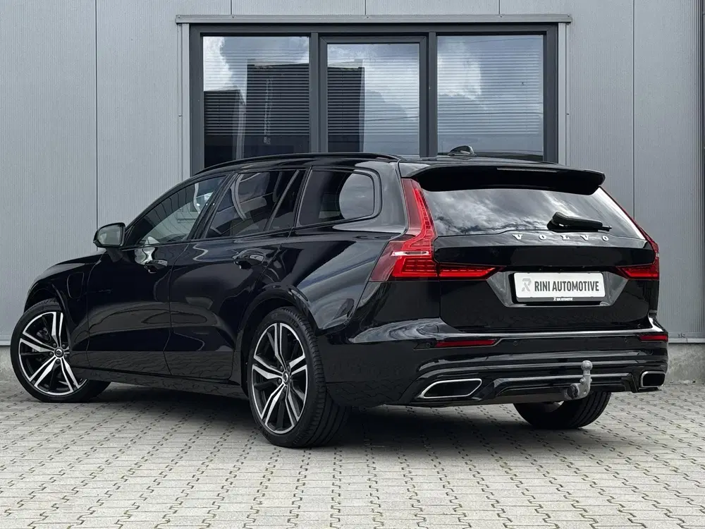 Volvo V60 2.0 T6 Recharge AWD R-Design Long Range uit 2022, foto 10