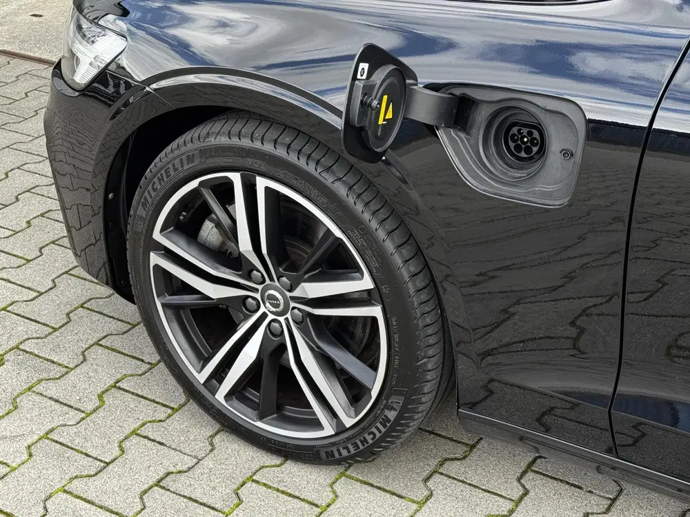 Volvo V60 2.0 T6 Recharge AWD R-Design Long Range uit 2022, foto 11