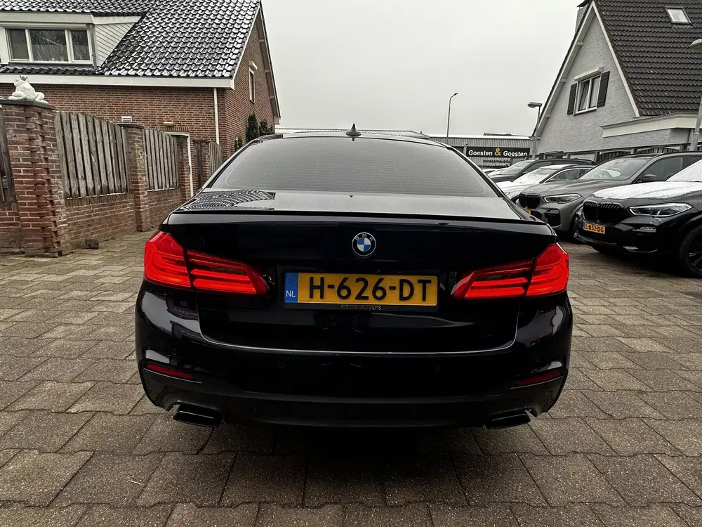 BMW 5-serie 2.0D M-Sport High Executive uit 2020, foto 10