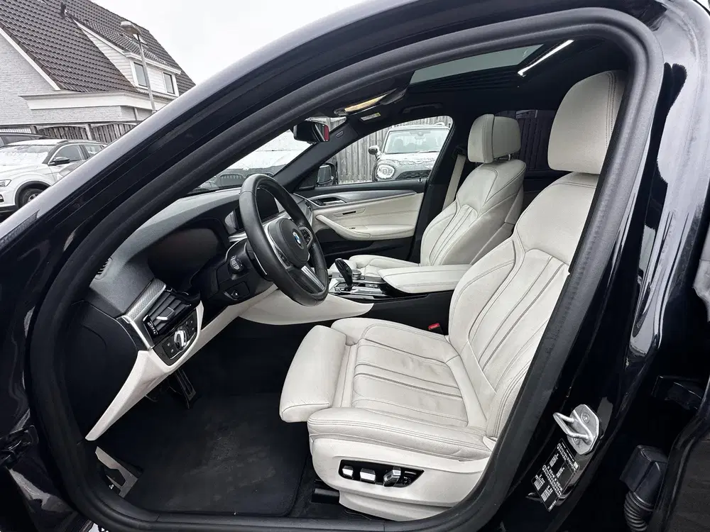 BMW 5-serie 2.0D M-Sport High Executive uit 2020, foto 3