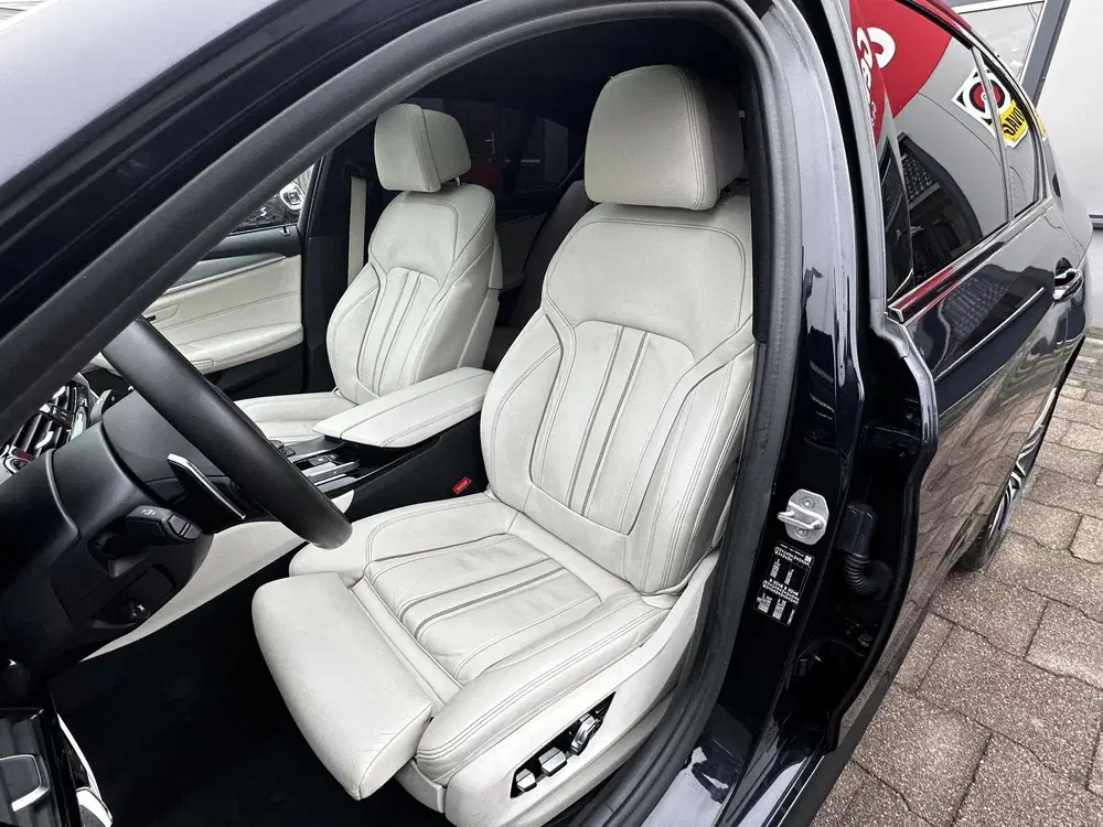 BMW 5-serie 2.0D M-Sport High Executive uit 2020, foto 5