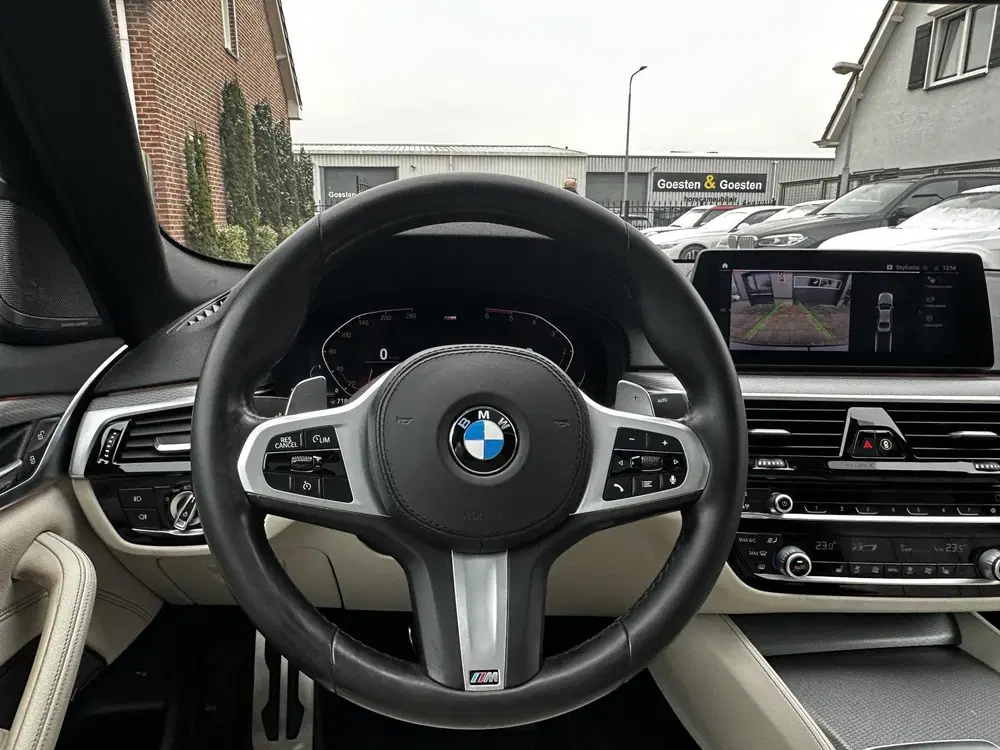 BMW 5-serie 2.0D M-Sport High Executive uit 2020, foto 8