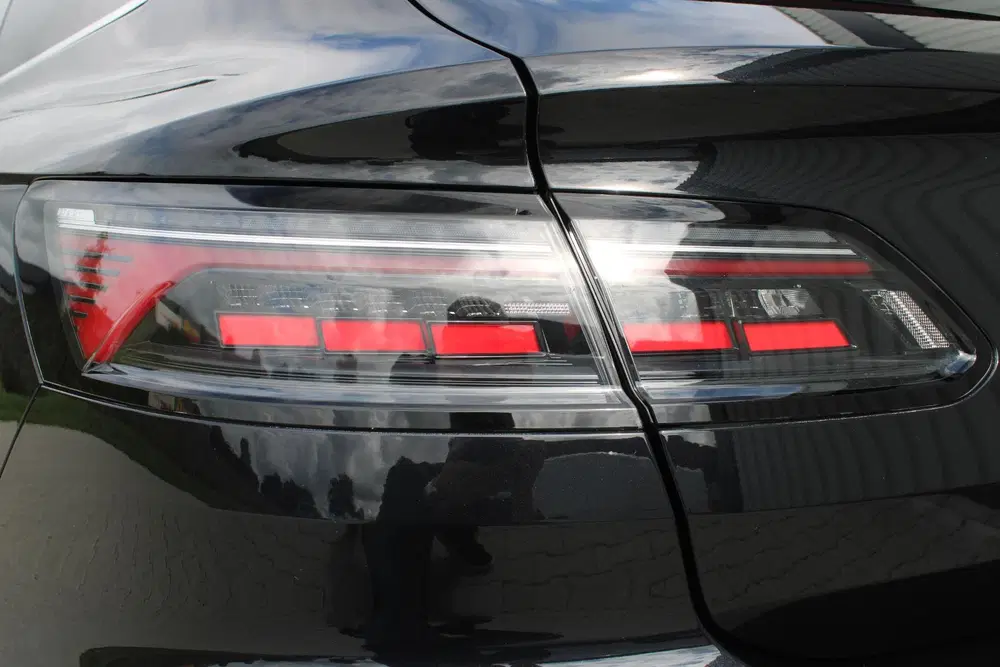 Volkswagen Arteon 2.0 TSI R-Line Business+ uit 2022, foto 10