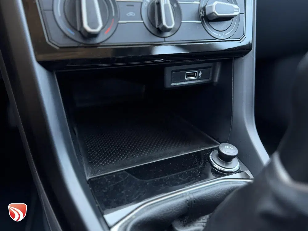 Volkswagen T-Cross 1.0 TSI Life 95pk uit 2019, foto 15