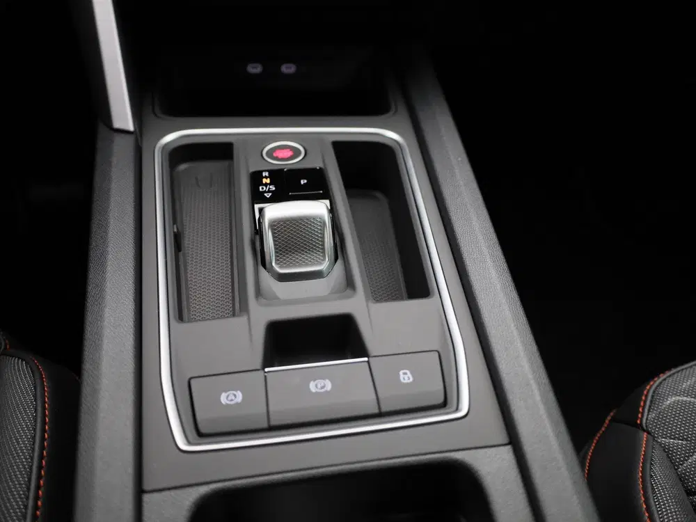 SEAT Leon 1.5 TSI e-Hybrid FR Business 204 PK uit 2026, foto 10