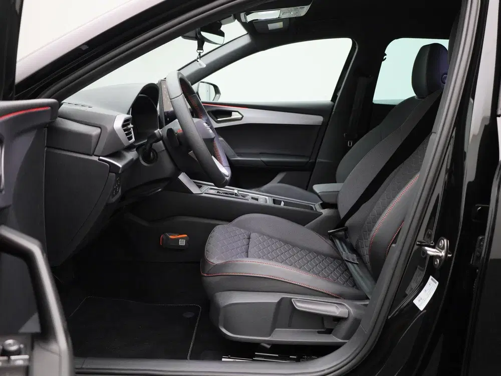 SEAT Leon 1.5 TSI e-Hybrid FR Business 204 PK uit 2026, foto 11