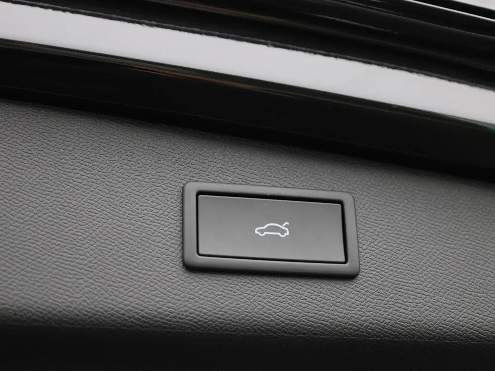 SEAT Leon 1.5 TSI e-Hybrid FR Business 204 PK uit 2026, foto 15