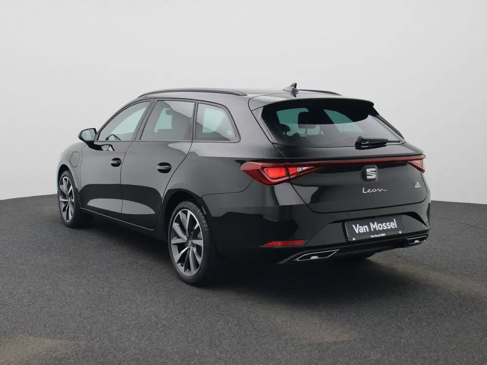 SEAT Leon 1.5 TSI e-Hybrid FR Business 204 PK uit 2026, foto 2