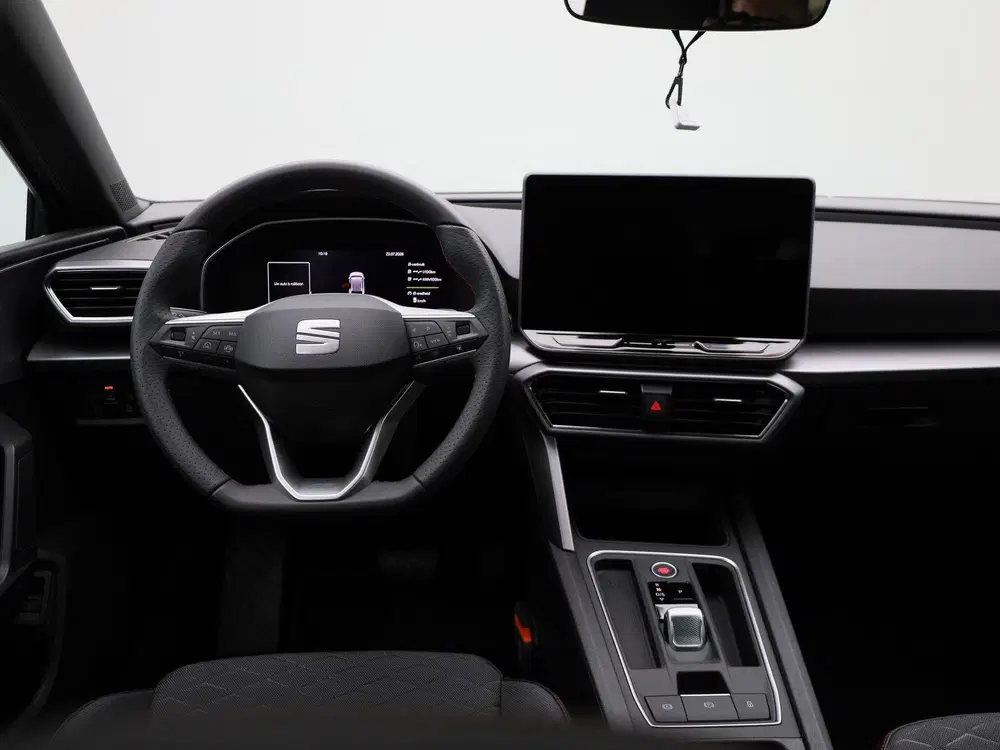 SEAT Leon 1.5 TSI e-Hybrid FR Business 204 PK uit 2026, foto 7