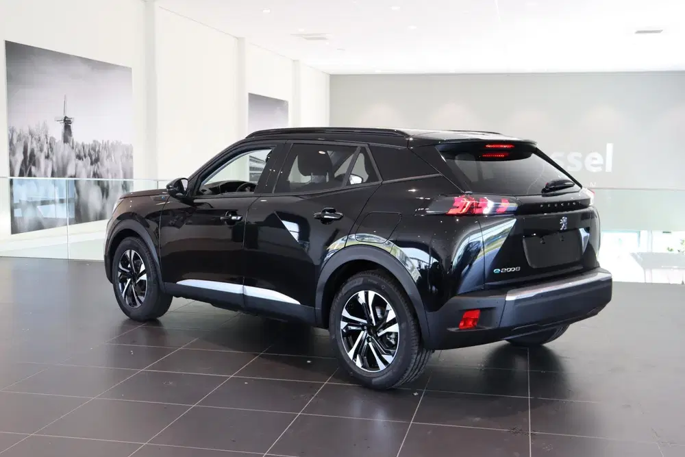 Peugeot 2008 EV Allure Pack 50 kWh uit 2023, foto 5