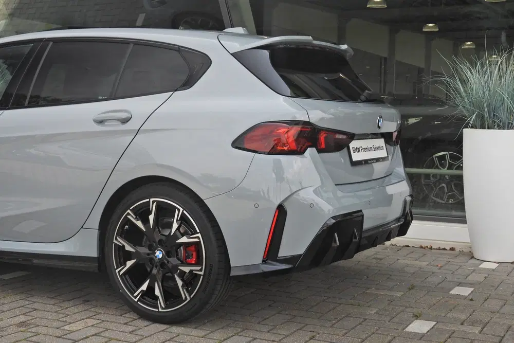 BMW 1-serie 120 M Sport Automaat uit 2026, foto 13