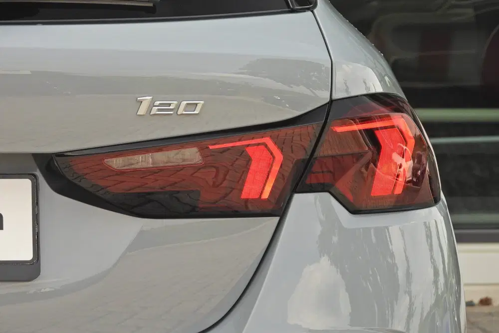 BMW 1-serie 120 M Sport Automaat uit 2026, foto 15