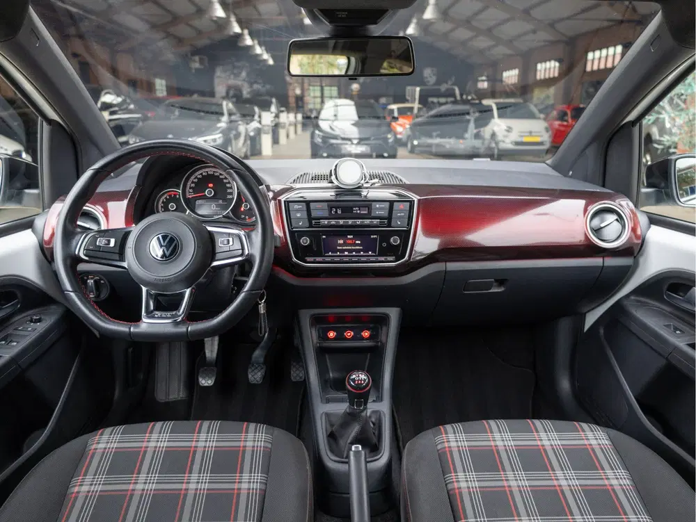 Volkswagen up! 1.0 TSI GTI *Beats uit 2021, foto 3