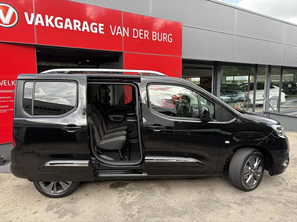Toyota Proace City 1.2 Turbo Dynamic uit 2022, foto 11