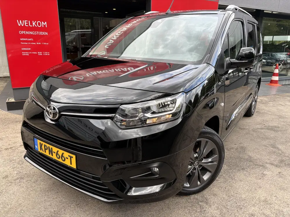 Toyota Proace City 1.2 Turbo Dynamic uit 2022, foto 2