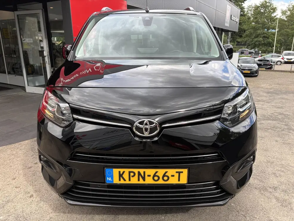 Toyota Proace City 1.2 Turbo Dynamic uit 2022, foto 5