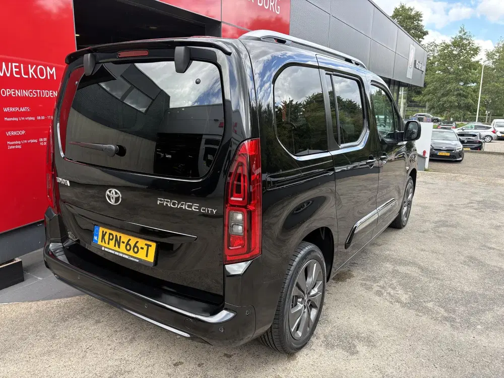 Toyota Proace City 1.2 Turbo Dynamic uit 2022, foto 7